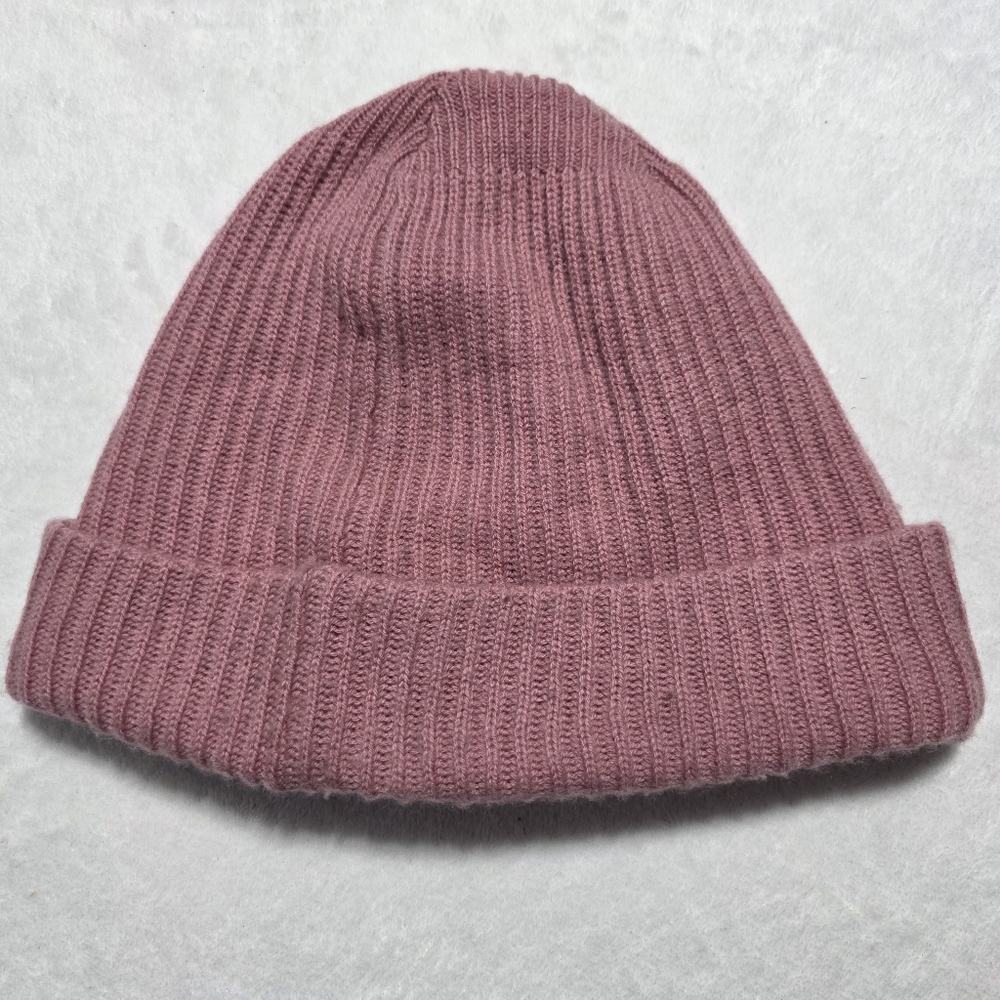 NWOT Seekings Cashmere Blend Beanie Pale Pink